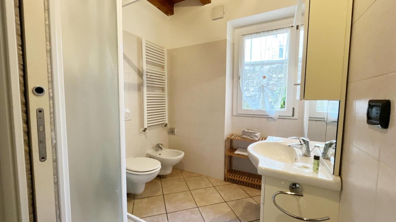 Appartamento La Casa Di Gio - Affitti Brevi Italia Lecco Esterno foto